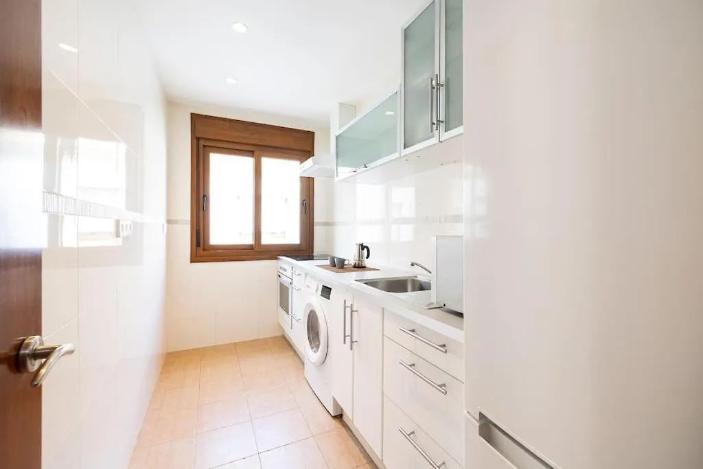 Central Apartment With Pool Malaga