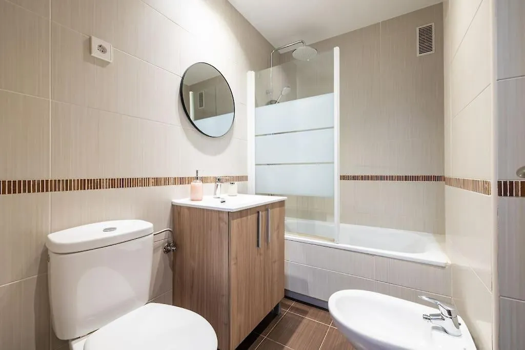 Central Apartment With Pool Malaga