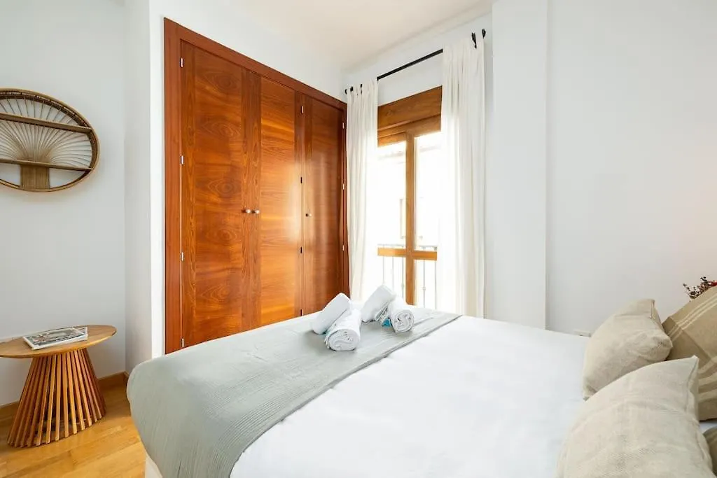 Central Apartment With Pool Malaga Spain