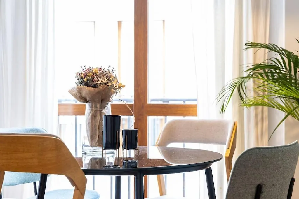 Central Apartment With Pool Malaga
